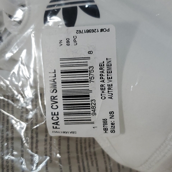 🦋5/$25 Adidas face masks - Picture 8 of 8